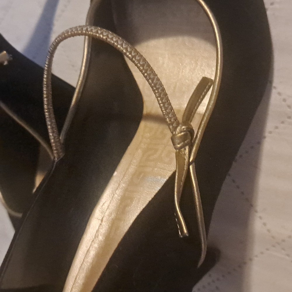 Rockport Black & Gold Suede Heels, Size 8 - Picture 10 of 11